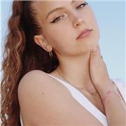 Bailarina imparte clases de danza urbana y flamenco inicial